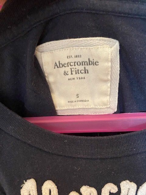 Abercrombie T-shirt: T-shirt ABERCROMBIE & FITCH – Nuovo (secondo la descrizione) da Meyrin venduto da The_Top_Dressing 2