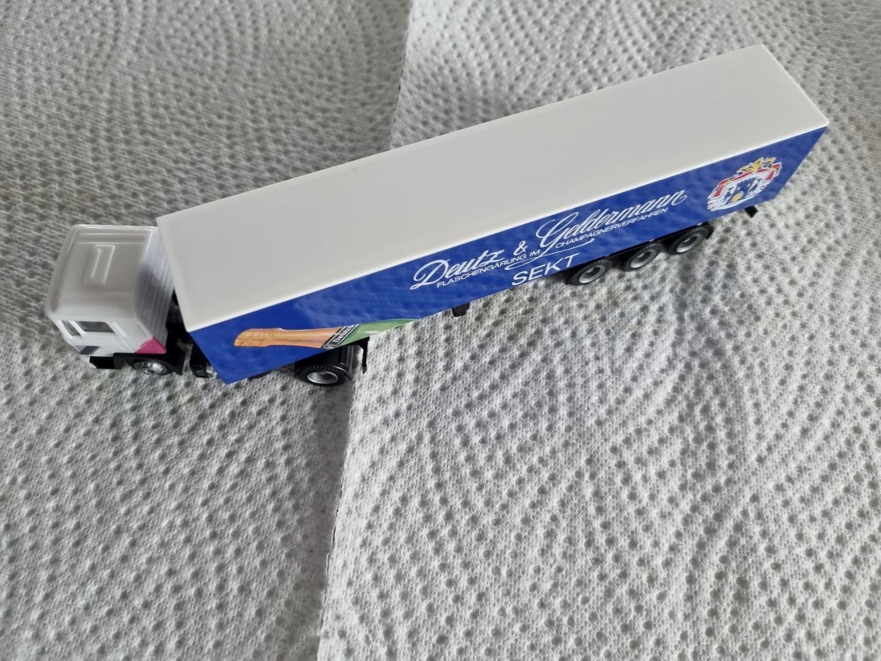 Modelleisenbahnen: R+H Lastwagen Sekt – Neu und originalverpackt aus Dagmersellen von Minsch66 1