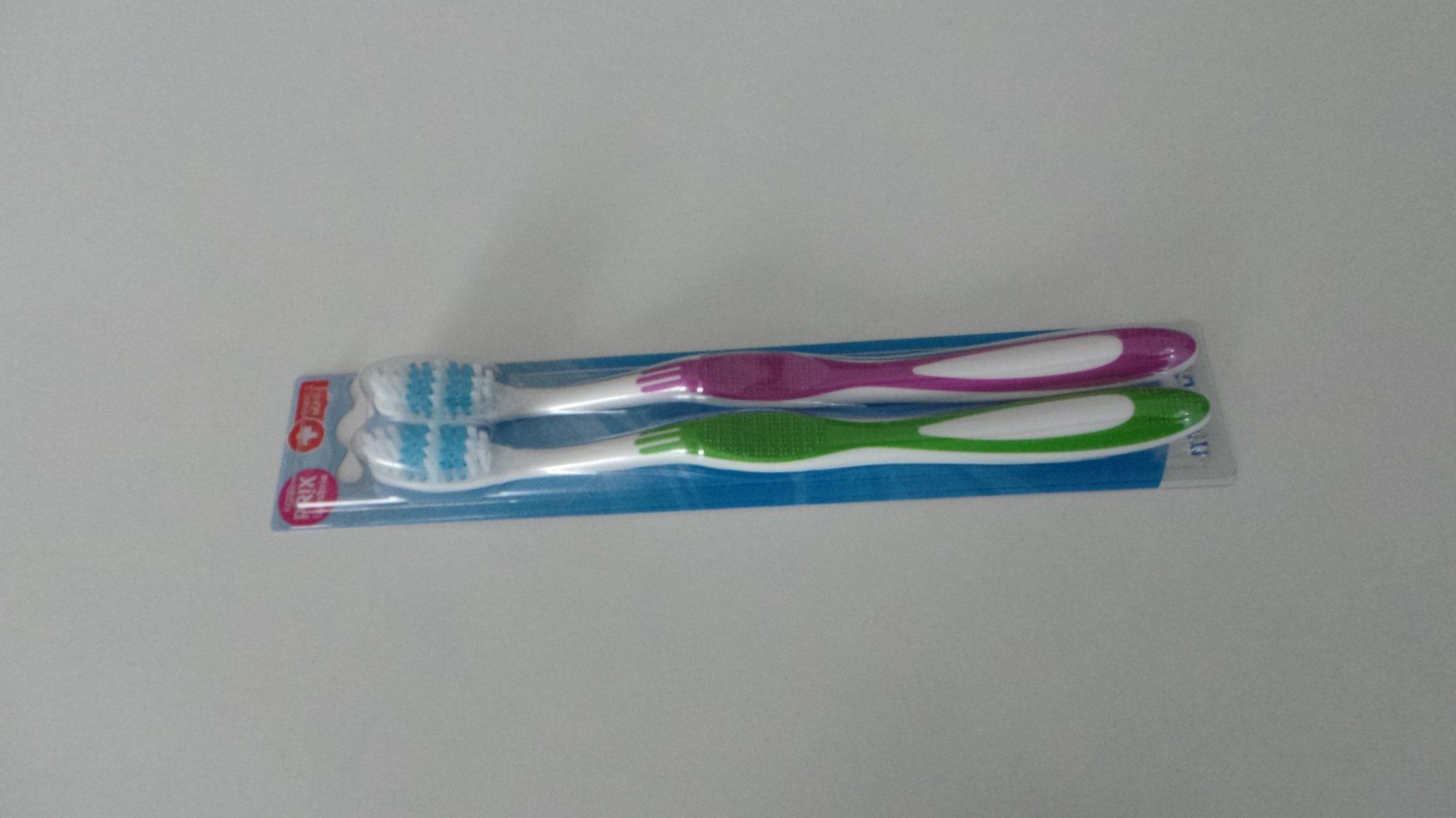 Cura dei denti: 2 Zahnbürsten medium von Prix Garantie – Nuovo (secondo la descrizione) da Flamatt venduto da Tattoo18