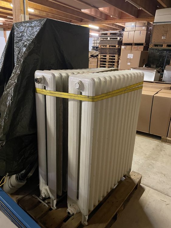 2 Gusseisen Radiatoren um 1912 (Defekt) in Sirnach für CHF 250 – nur ...