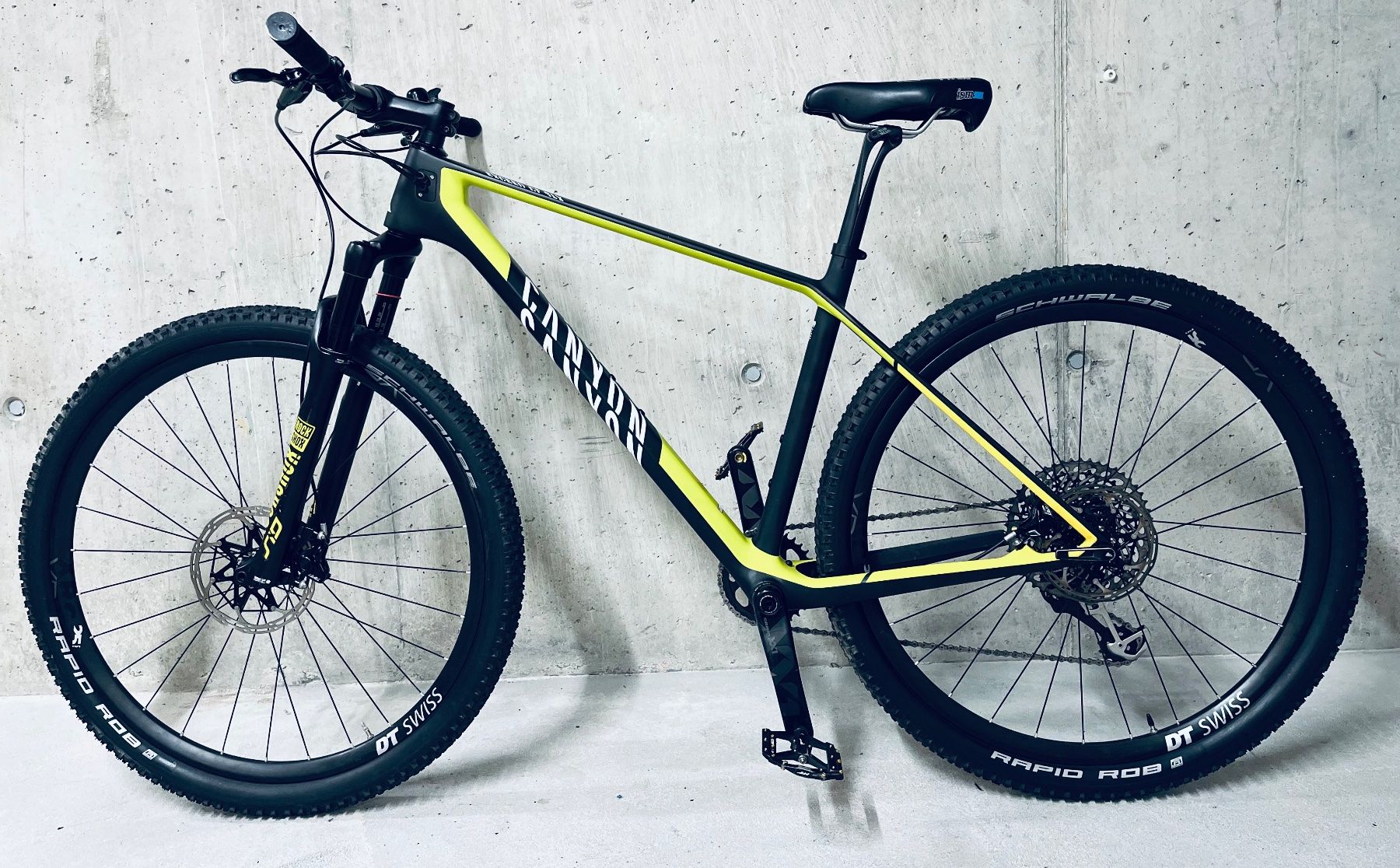 Canyon Biciclette: Mountainbike Canyon – Usato da Zürich venduto da Bidon3011 7