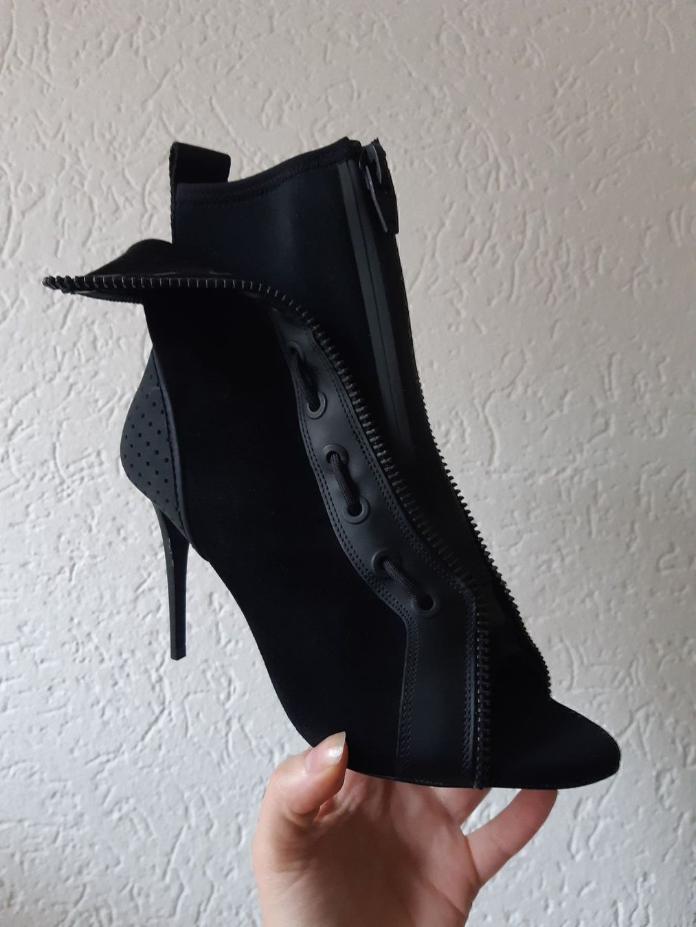 Scarpe da donna: Alexander Wang x H&M Stiefeletten Gr.39 – Usato da Basel venduto da arminafera 6