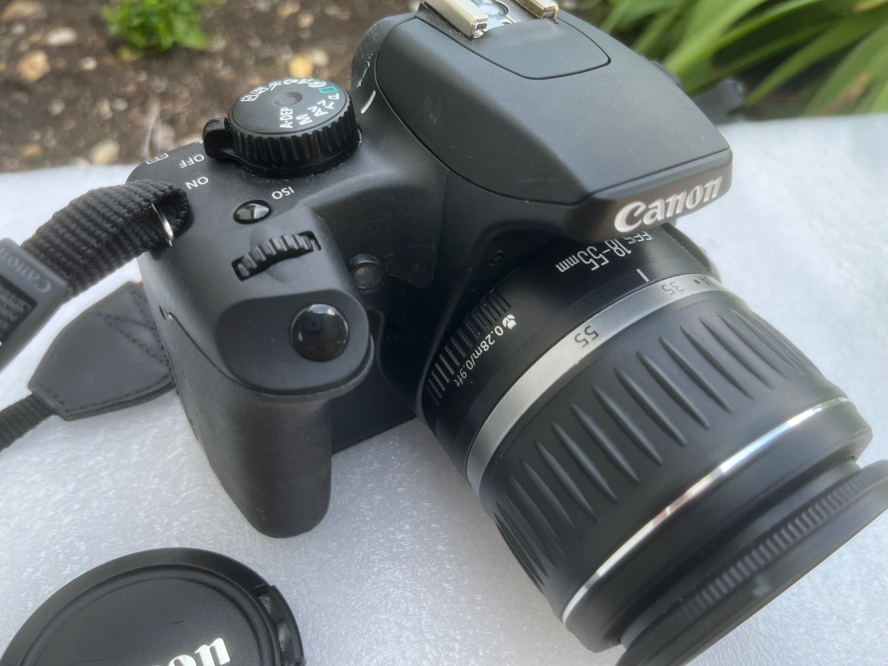 Canon Appareil photo: Canon EOS 1000D  + Blitz – D'occasion à Magden par Hornet2 3