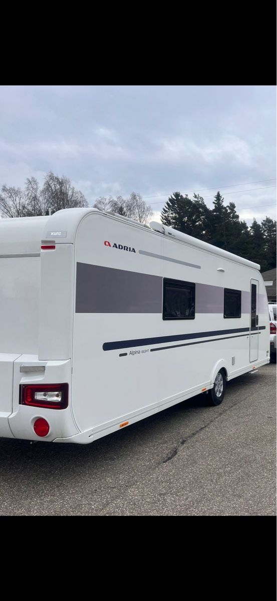 Adria Veicoli da campeggio: Wohnwagen Adria Alpina 663 HT – Usato da Thörigen venduto da eric392002
