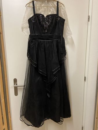 Feldpausch Designer Kleid