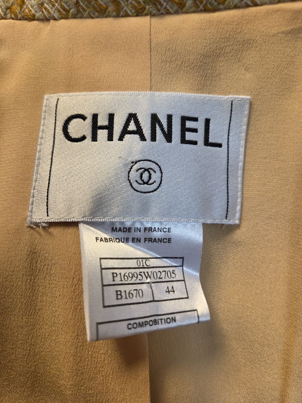 Chanel Mäntel: Chanel Vintage Tweed Coat – Gebraucht aus Zürich von finesse.shop 7