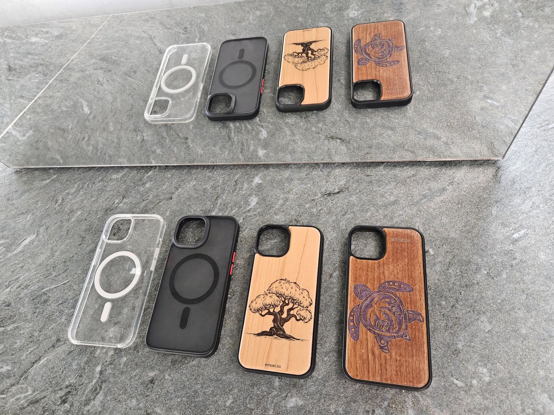 Apple Cover & Protezioni schermo: IPhone 15 Hüllen, 4 Stück – Usato da Niederteufen venduto da Beuzi 1