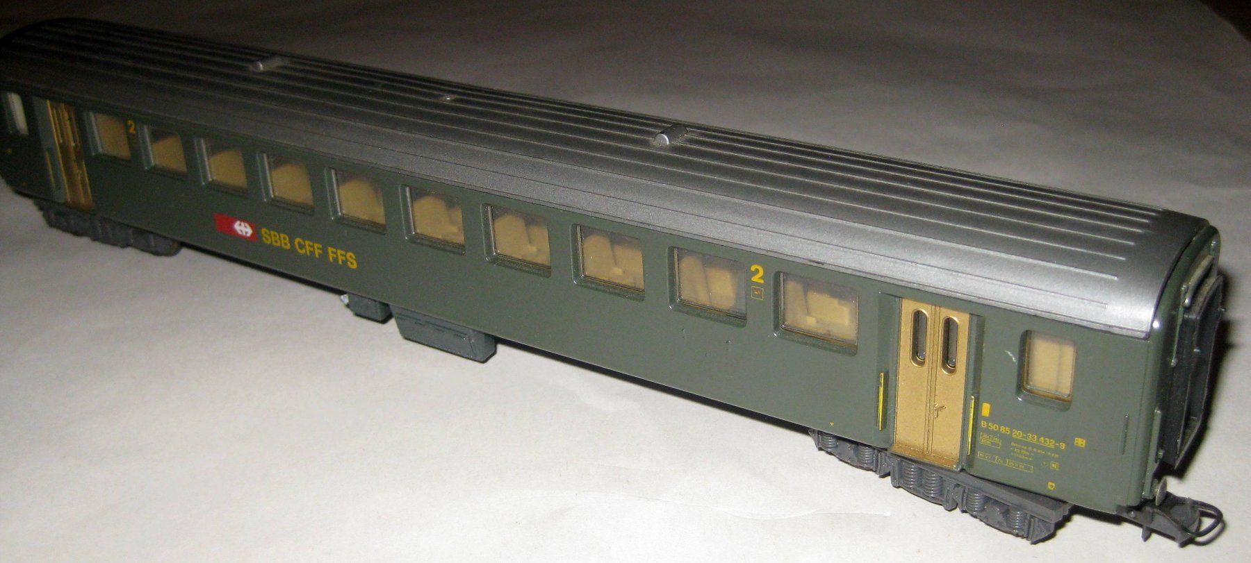 Roco Modellini di ferrovie: Roco 4241S Einheits-Bahnpostwagen,SBB, DC,ohne OVP – Usato da Yverdon les Bains venduto da f751m 2