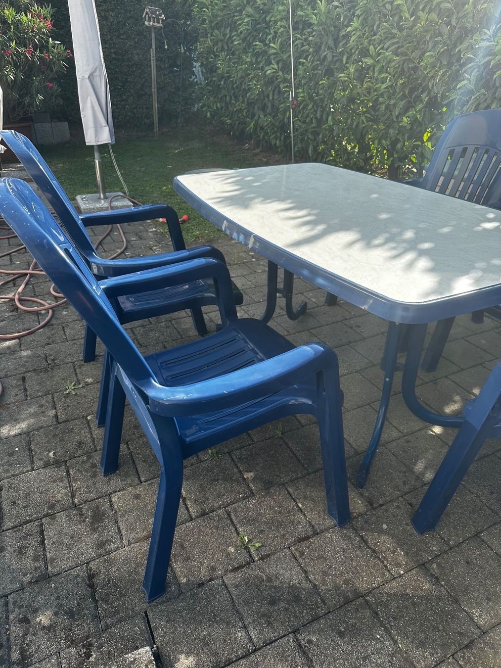 Set di tavolo e panche: Gartenmöbelset 5 Stühle mit Polsterauflage und Tisch – Usato da Wagenhausen venduto da vintagesecondhand 2