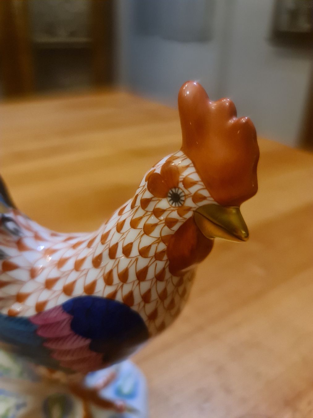 Herend Statuette: Porzellanfigur Herend Fishnet Hahn – Usato da henau venduto da Rockj 1