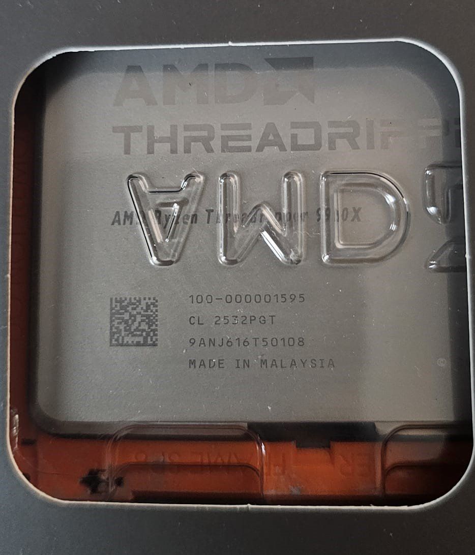 Amd Componenti elettronici: AMD Ryzen Threadripper 9960X, 24 cœurs / 48 threads, sTR5, 4 – Usato da Genève venduto da Bartoc