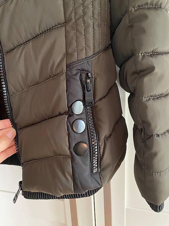 Giacche: Winterjacke Olivegrün XS – Usato da Lütisburg venduto da Salmonella89 3