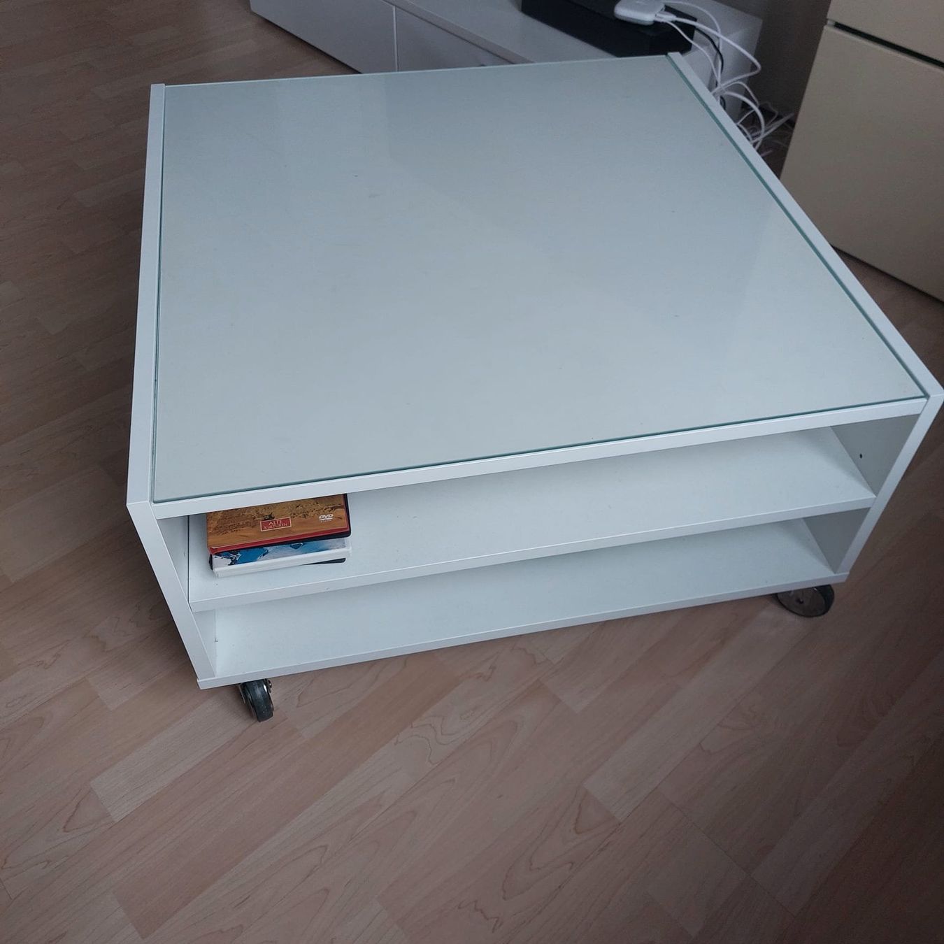 Ikea Mobili TV: IKEA - Couchtisch – Usato da St. Margrethen SG venduto da tribeli98 1
