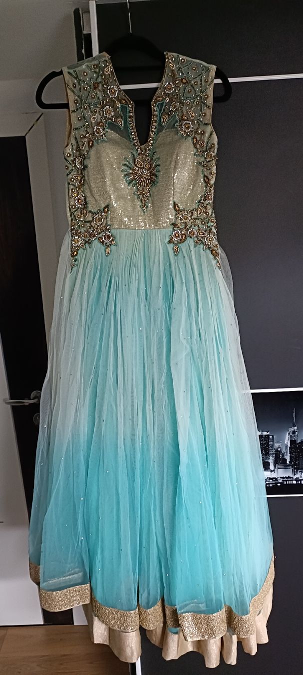 Kleider: Abendkleid indisch verziert Grösse S/M – Gebraucht aus Kölliken von tya_na1 1
