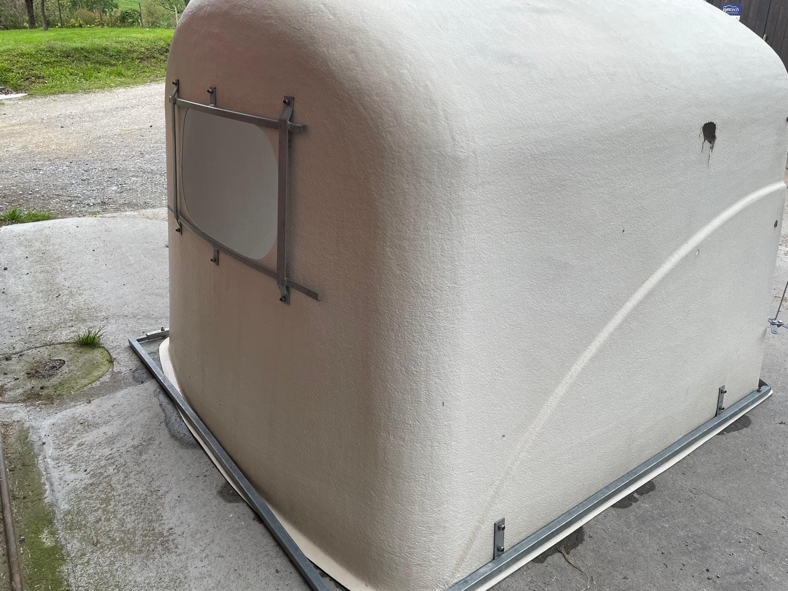 Abris: Kälberiglu – Défectueux à Adligenswil par mar_4 4