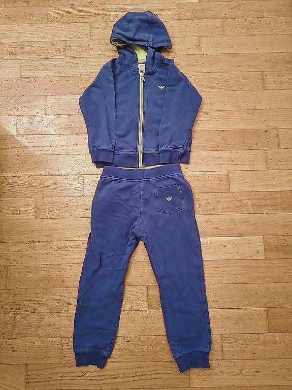 Armani Tute: Tuta Armani bambino 5 Anni – Usato da Paradiso venduto da PrimEra 1