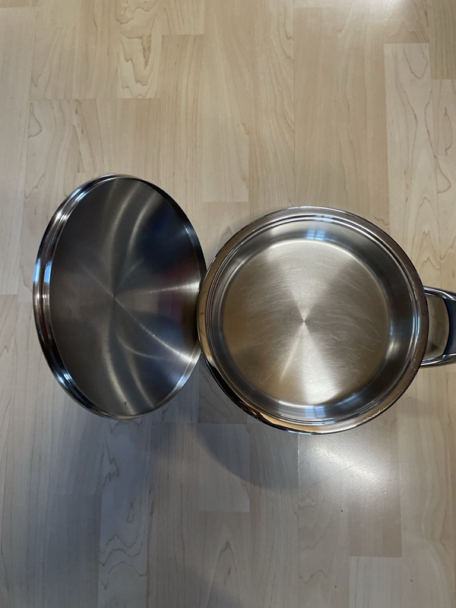 Amc Pfannen: Amc Topf 24 cm – Gebraucht aus Grabs von nae_fjj9 1