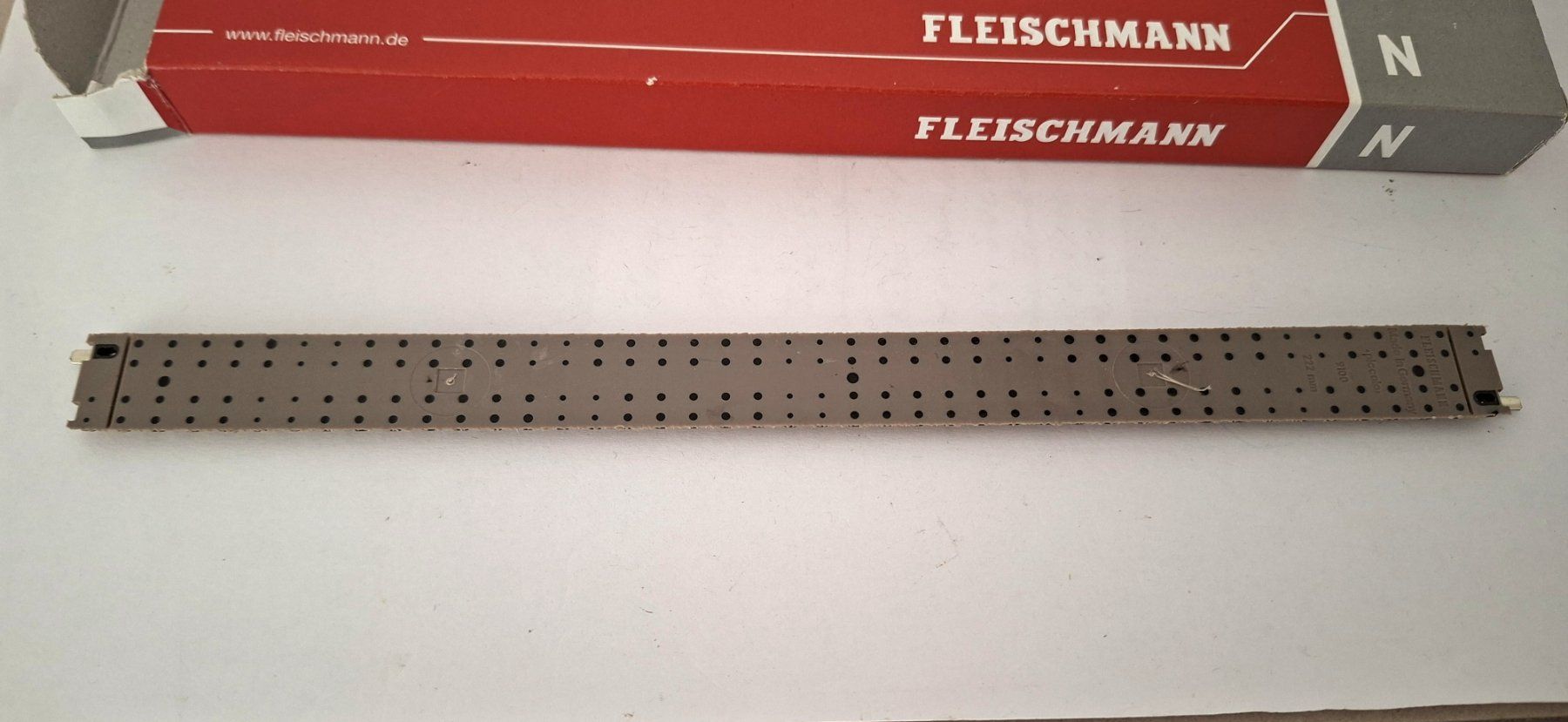 Fleischmann Modellini di ferrovie: Fleischmann Gleis gerade Art. 9100 – Nuovo (secondo la descrizione) da Biberist venduto da Ntrains 3