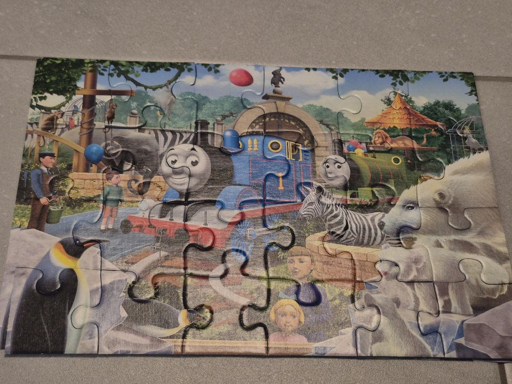 2 Ravensburger Puzzle, Thomas der Zug, topp Zustand!!! (Gebraucht) in ...