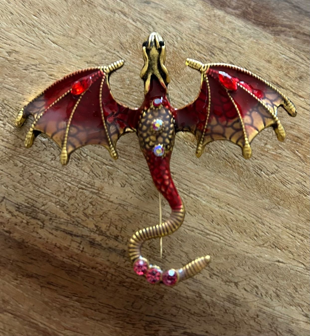 Spille & Fermagli: Brosche Drache – Nuovo e nell'imballaggio originale da Geneve venduto da vane267