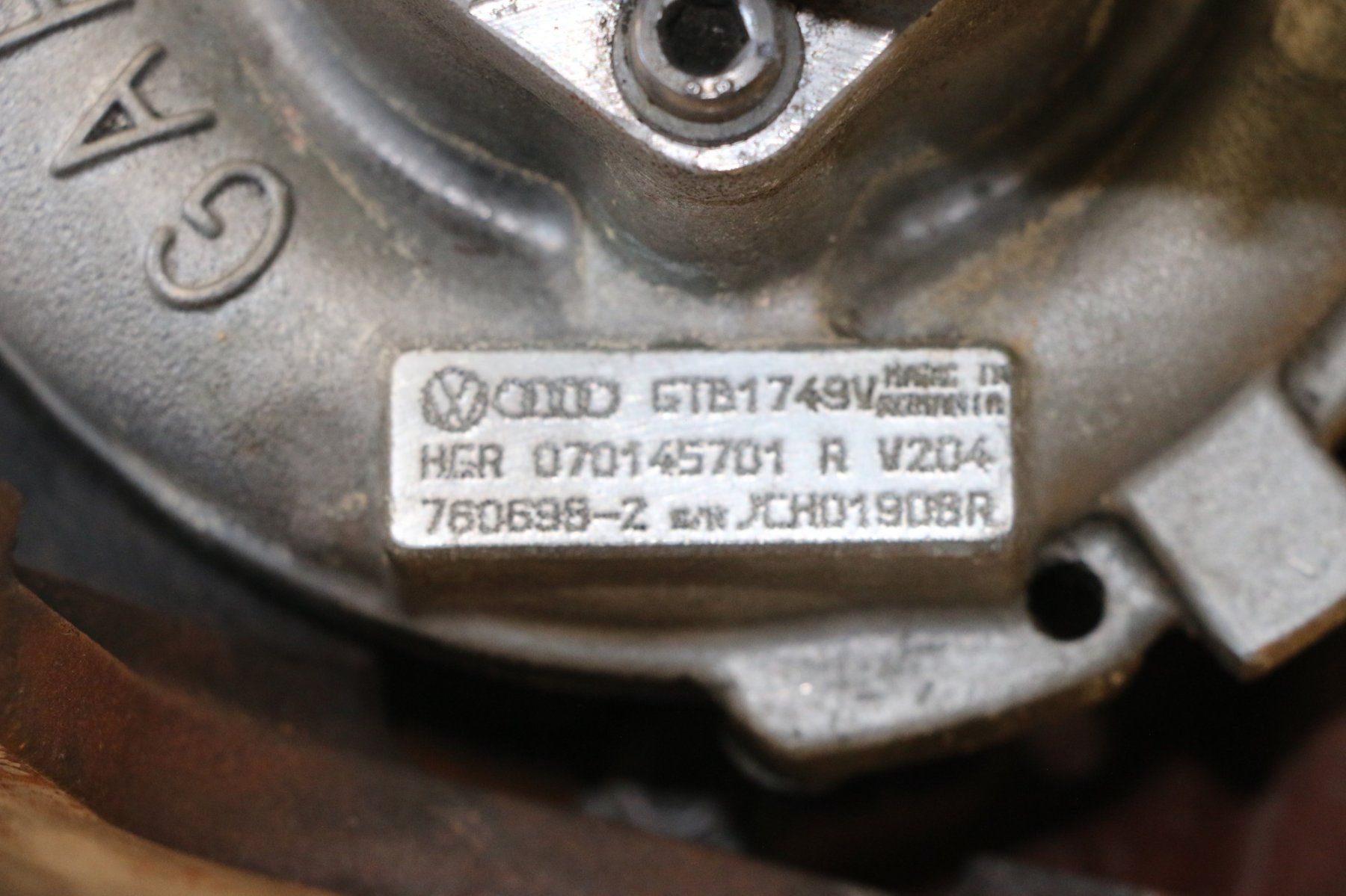 Volkswagen Tutti pezzi di ricambio auto: VW T5 96kW Diesel Turbo – Difettoso da Densbüren venduto da chepchen 2