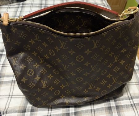 Elegante borsa Louis Vuitton