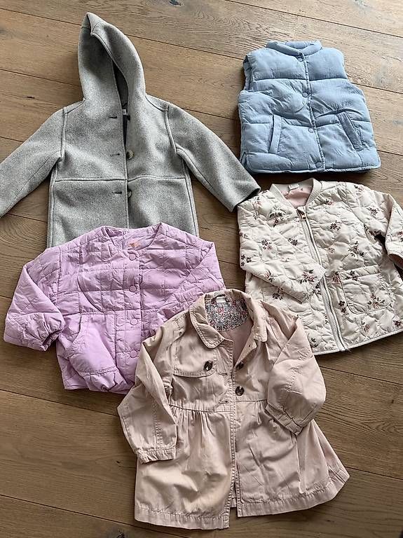 Zara Lotti & Set di vestiti: Mädchen Set Gr 92-98 Zara, Mango, Hm – Usato da Aarwangen venduto da yul_25rt 1
