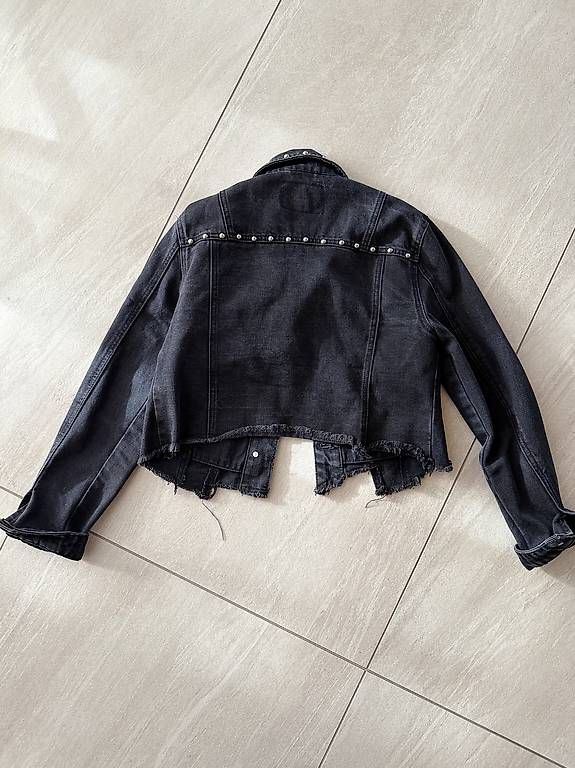 Giacche: Schwarze Jeansjacke – Usato da Zwingen venduto da KatjaM 4