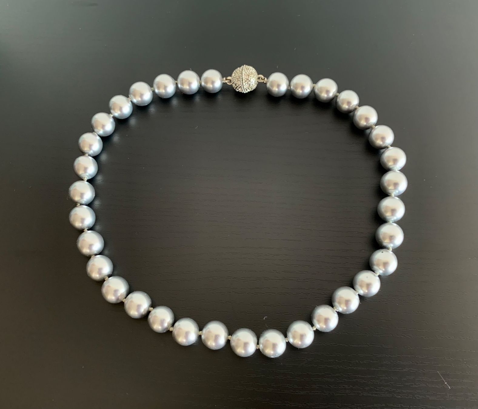 Colliers: Halskette mit grossen Perlen und Magnetverschluss – D'occasion à Emmenbrücke par little.treasures 1