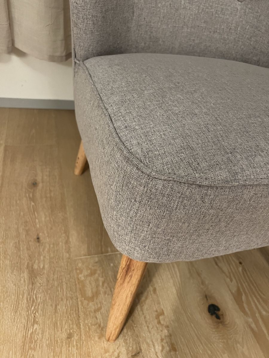 Interio Poltrone: Gemütlicher Sessel Grau wie neu – Nuovo (secondo la descrizione) da Wald AR venduto da lab_lxw9 1