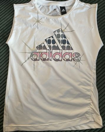 Adidas Shirt, Gr. 140, Sommer Top, Top Zustand!