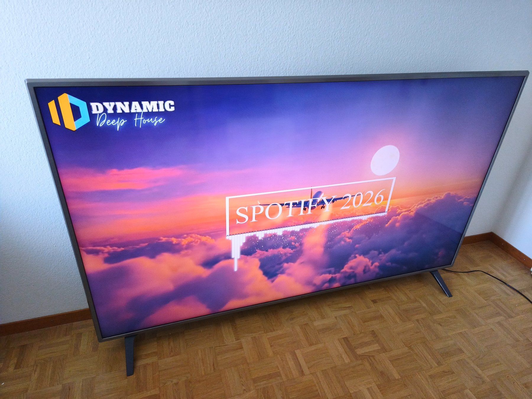Fernseher: LG 82um7600 smart tv – Gebraucht aus Stein AG von zit_8sh8