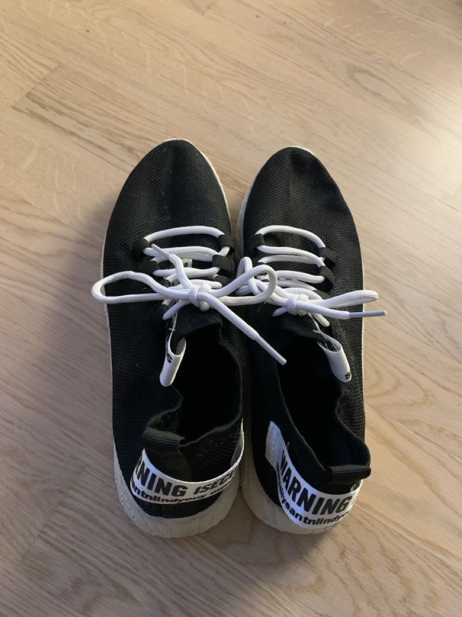 Scarpe da uomo: Sneakers NEU – Usato da St. Gallen venduto da menchild