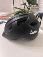 Velohelm mit integriertem Licht