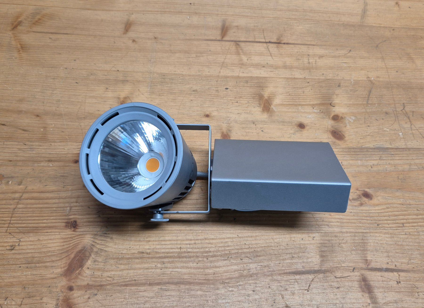 Lampen: Lival LED Spotlampe 11.5W – Gebraucht aus Trachslau von idlon 1