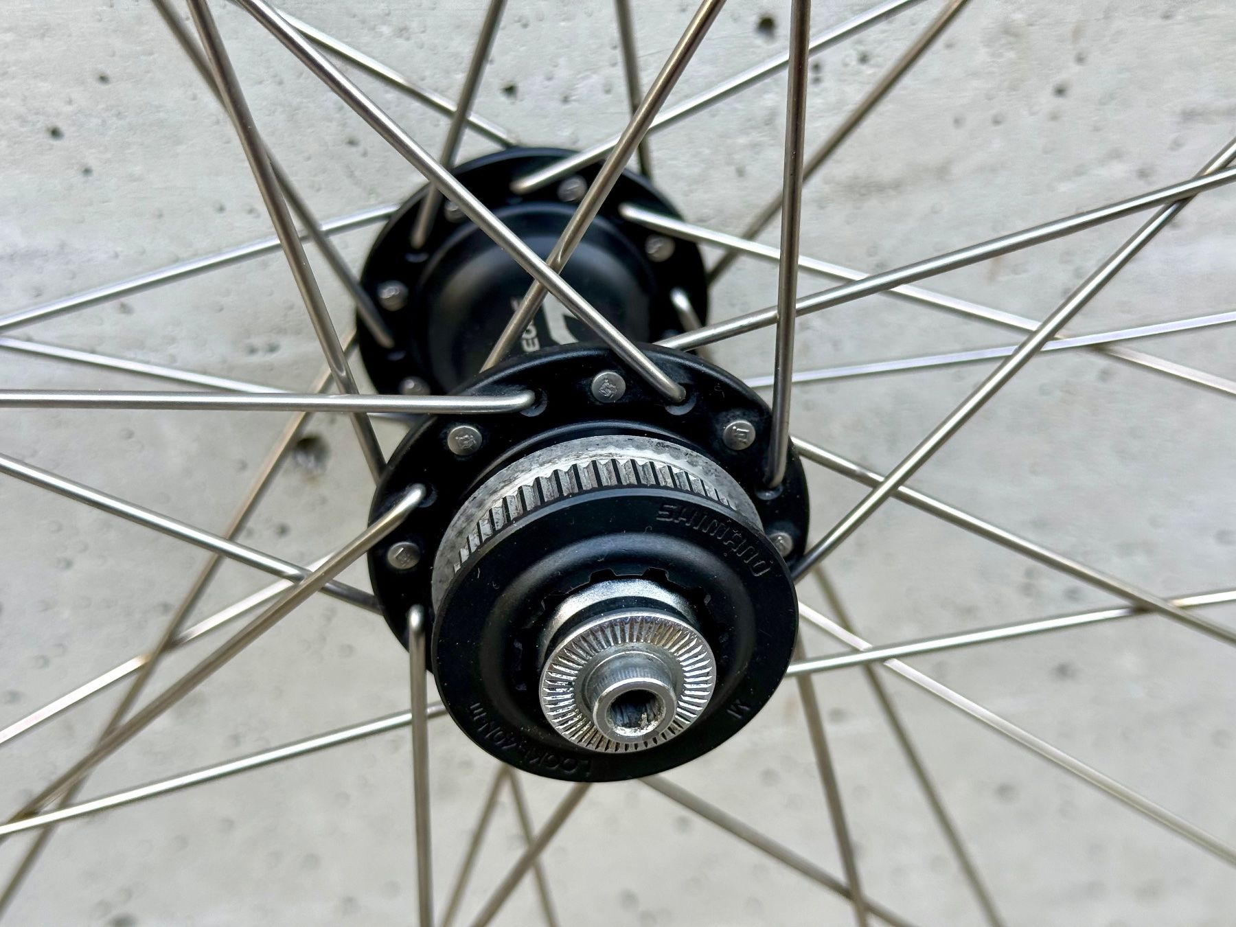 Shimano Ersatzteile: Shimano Deore XT DISC LRS Laufräder 2604 – Gebraucht aus Luzern von bikeandbeltcom 7