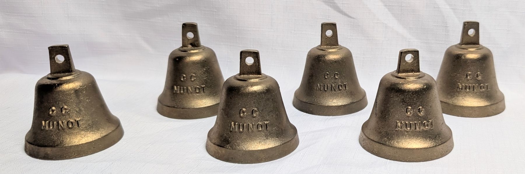 Campanacci mucche: 6er Set Glocken - Glocke – Nuovo (secondo la descrizione) da Wängi venduto da ABIZONE-86