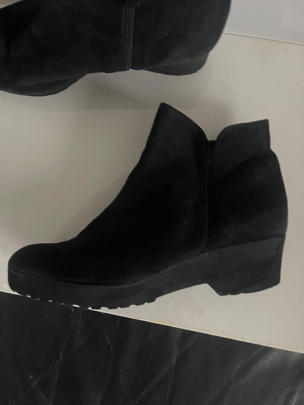 Scarpe da donna: BRUNATE Wildleder Stiefeletten – Nuovo (secondo la descrizione) da Hinterkappelen venduto da lid_9h7j 2