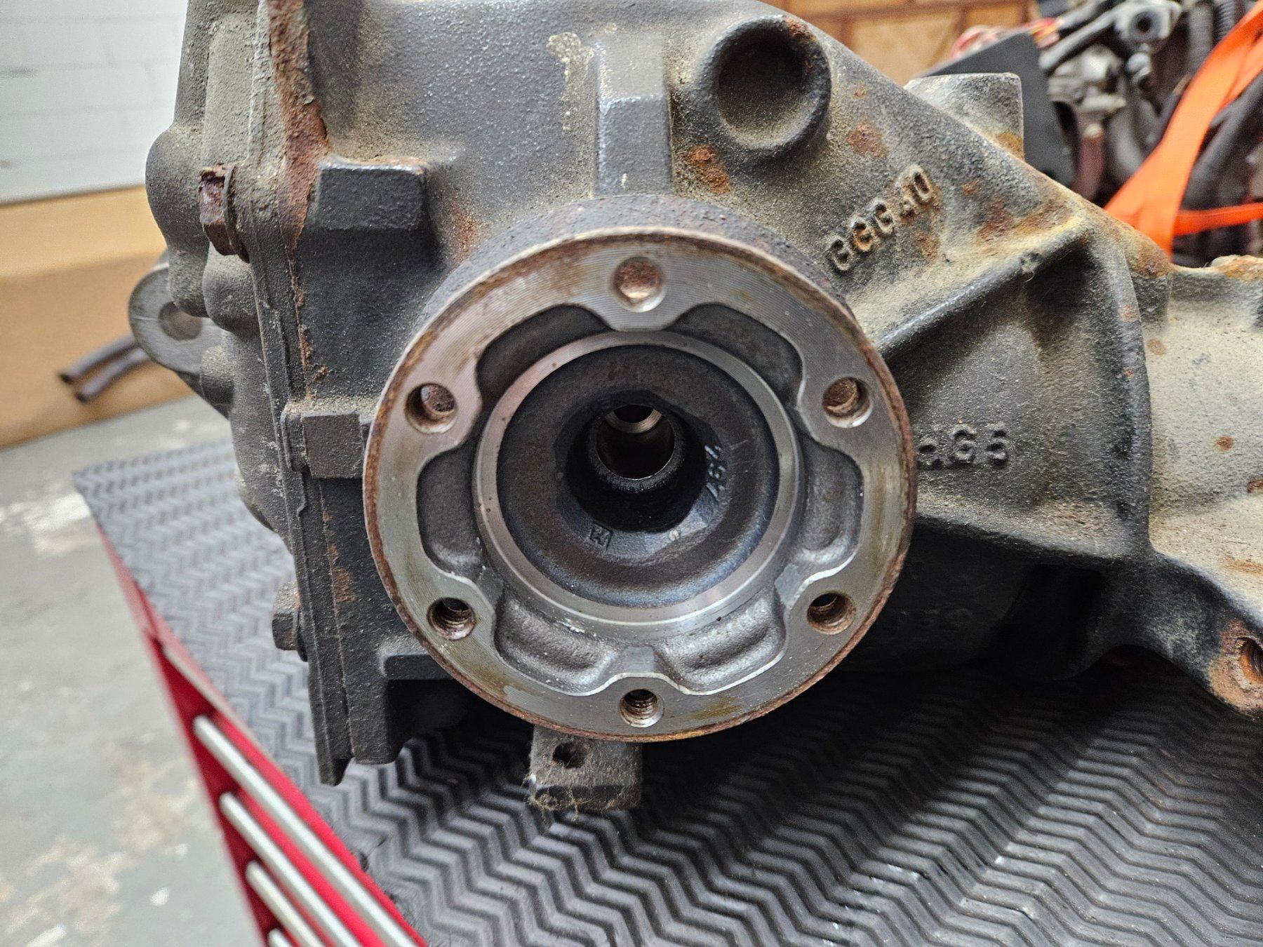 BMW Tutti pezzi di ricambio auto: BMW E46  Differential – Usato da Winterthur venduto da ThomasVtec 3