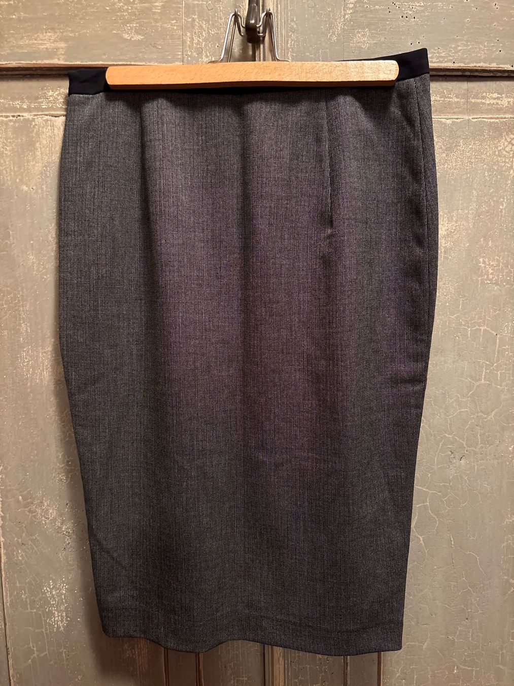 Zara Gonne: Zara Basic . Midi Jupe - M – Nuovo (secondo la descrizione) da Besenbüren venduto da piculo 1