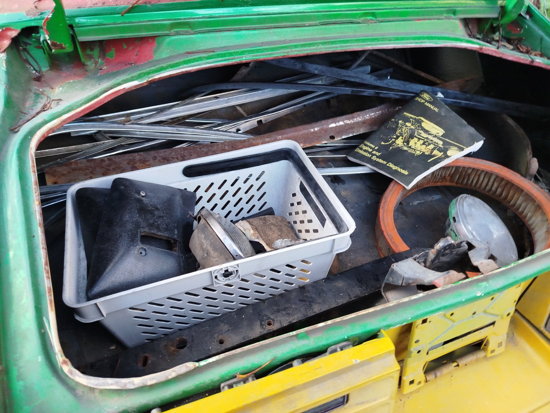 Pontiac Automobili: Pontiac Firebird TransAm 455 1974 – Usato da Savagnier venduto da Botteron_Recycling 6