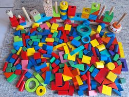 Holzbausteine Set mit Holzzug bunt diverse Formen gebraucht