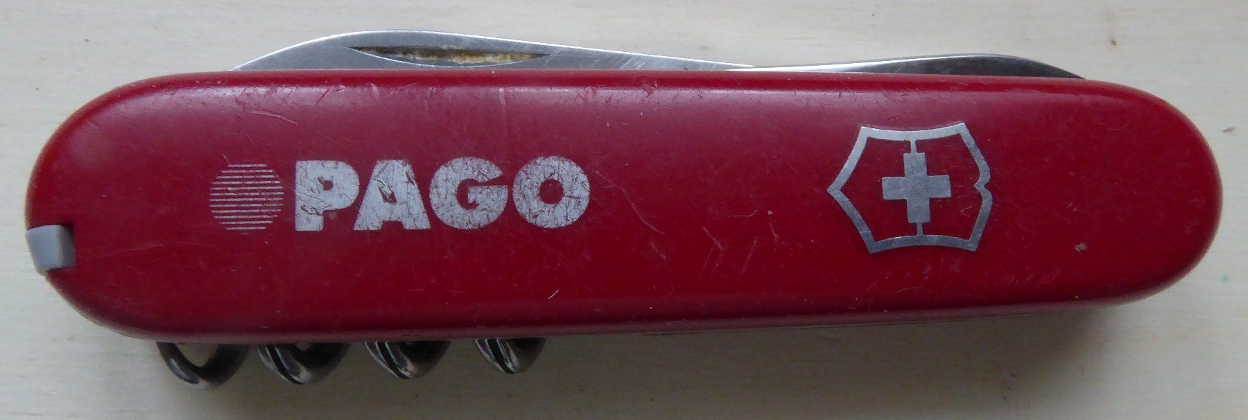 Victorinox Coltelli tascabile: Victorinox Waiter mit Schere – Usato da Gossau SG venduto da tenerife11 2