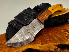 Top 1A Damast Messer Knife echter Faltenstahl handgeschlagen