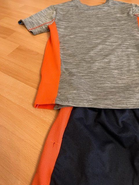 Lotti & Set di vestiti: Set, Shorts plus T-Shirt Gr. 146/152 – Usato da Wabern venduto da adamovski 3