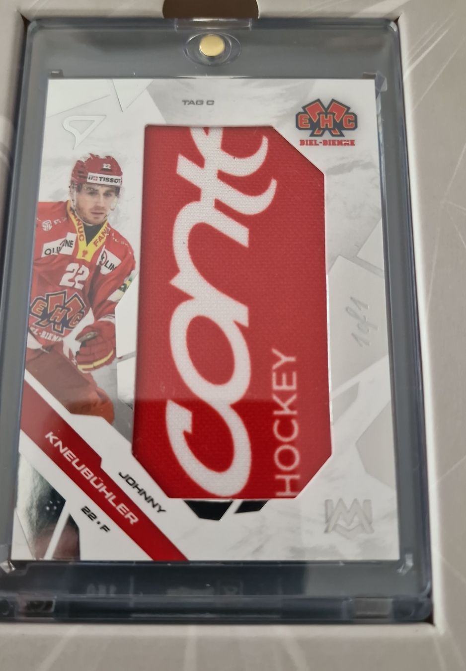 Sportzoo Carte collezionabili: EHCB Unique Mark UM Johnny Kneubühler Jersey Patch 1of1 – Nuovo (secondo la descrizione) da Bürglen UR venduto da Snuffinski90