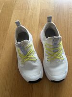 On sneaker Kinder, 27.5