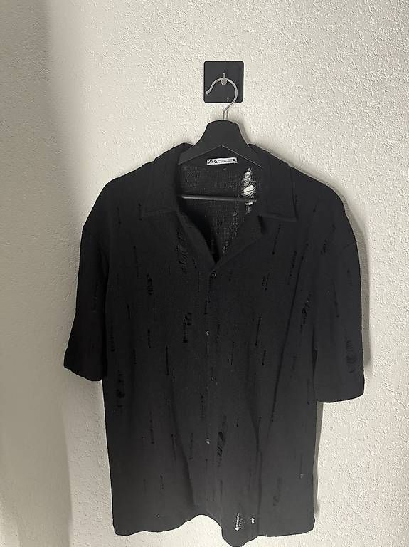Hemden: Chemise Zara taille M – Gebraucht aus Vevey von diogodasilva_