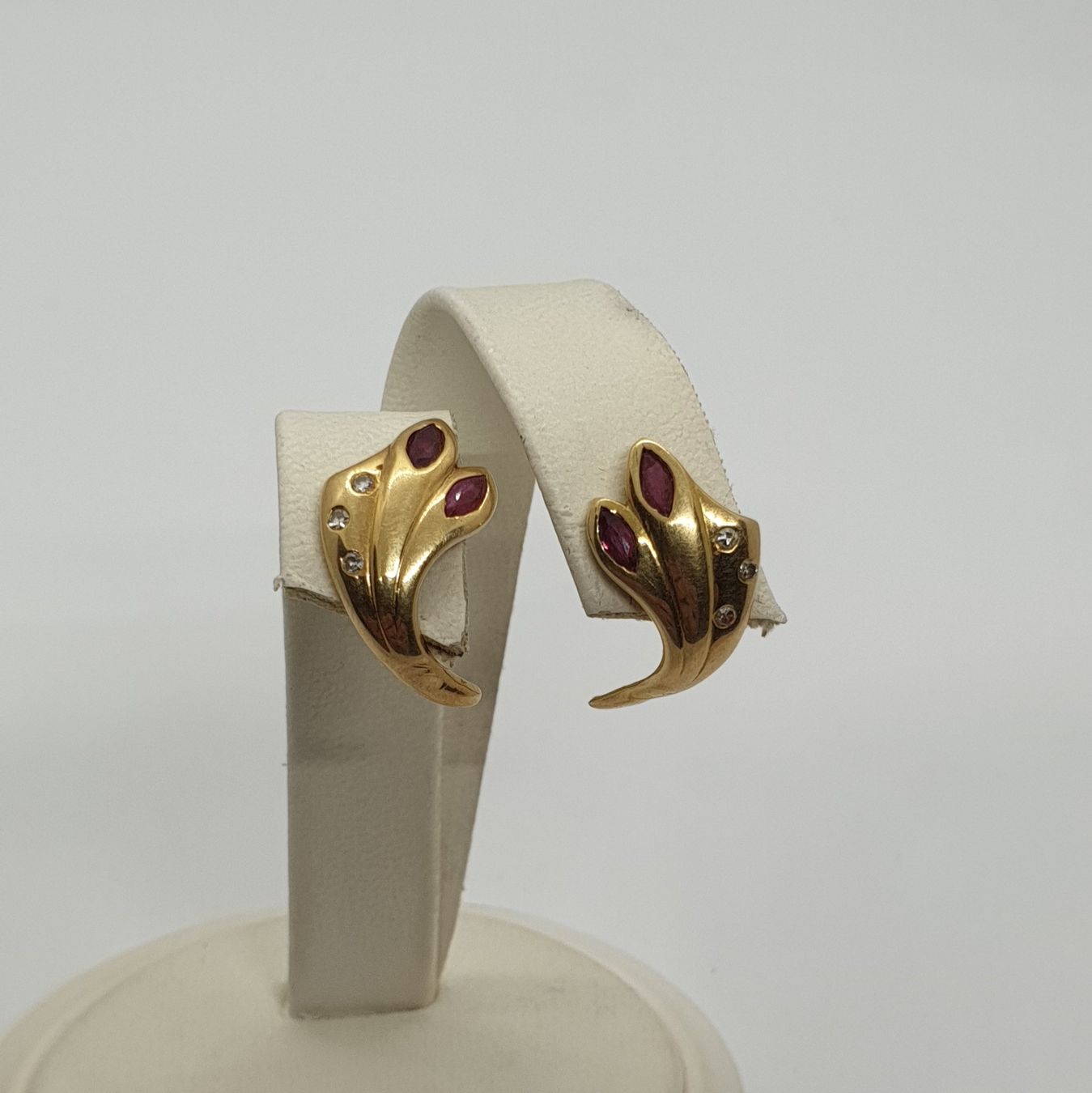 Ohrringe & -stecker: Echt 18K Gold - Diamant, Rubin Ohrstecker – Gebraucht aus Luzern von Luzern-Goldhaus