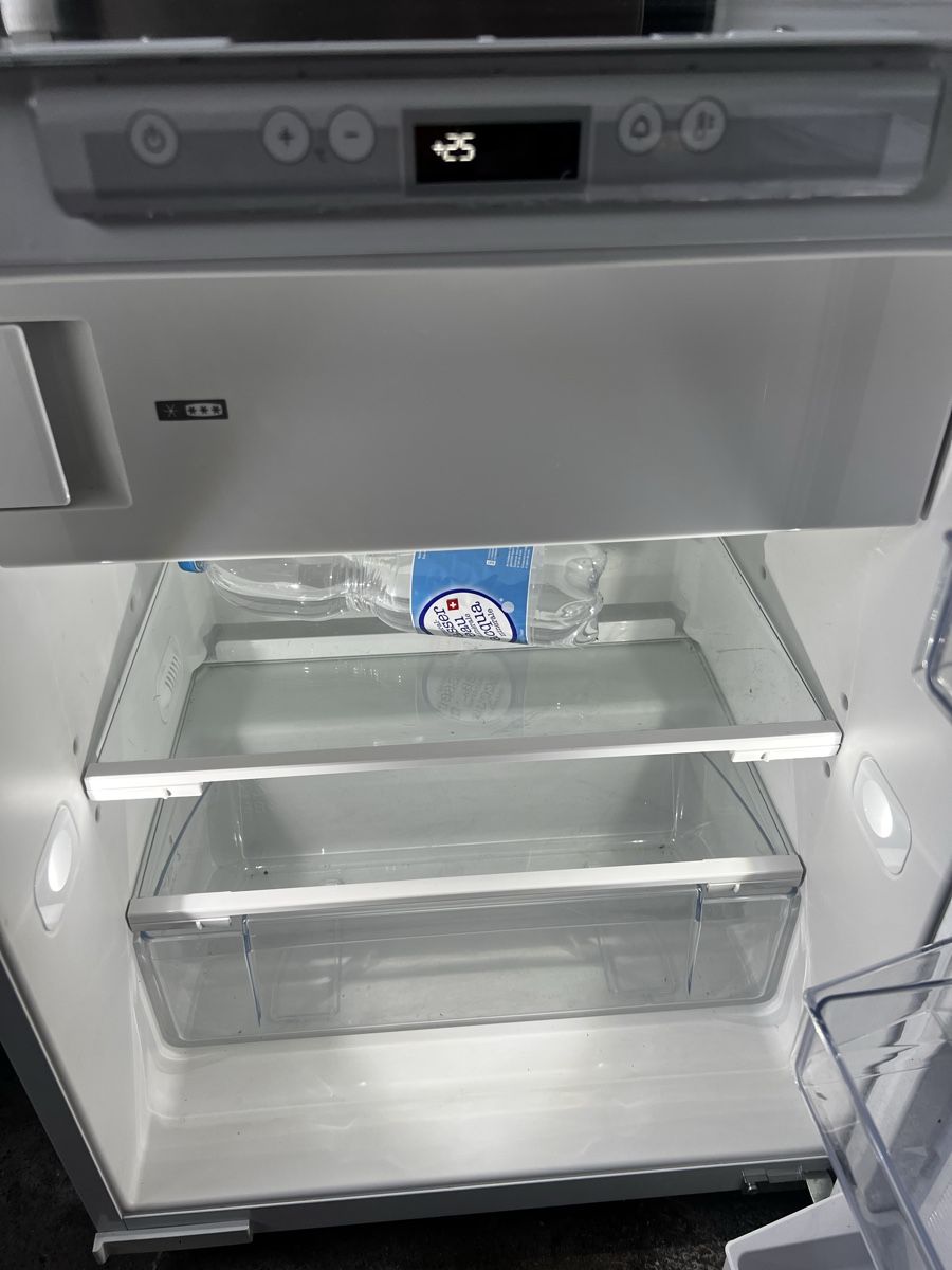 Réfrigérateurs: Kühlschrank V-Zug – D'occasion à Trasadingen par Kaffee.mann 3